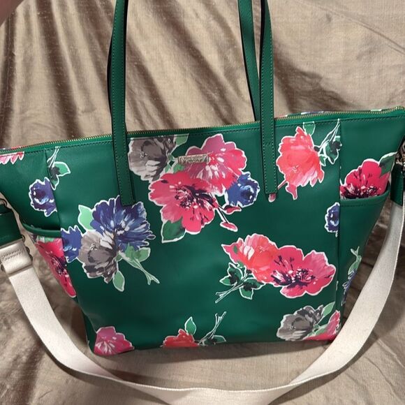 Kate Spade Adaira Weekender Or Diaper Bag In Sprout Green - Picture 1 of 11